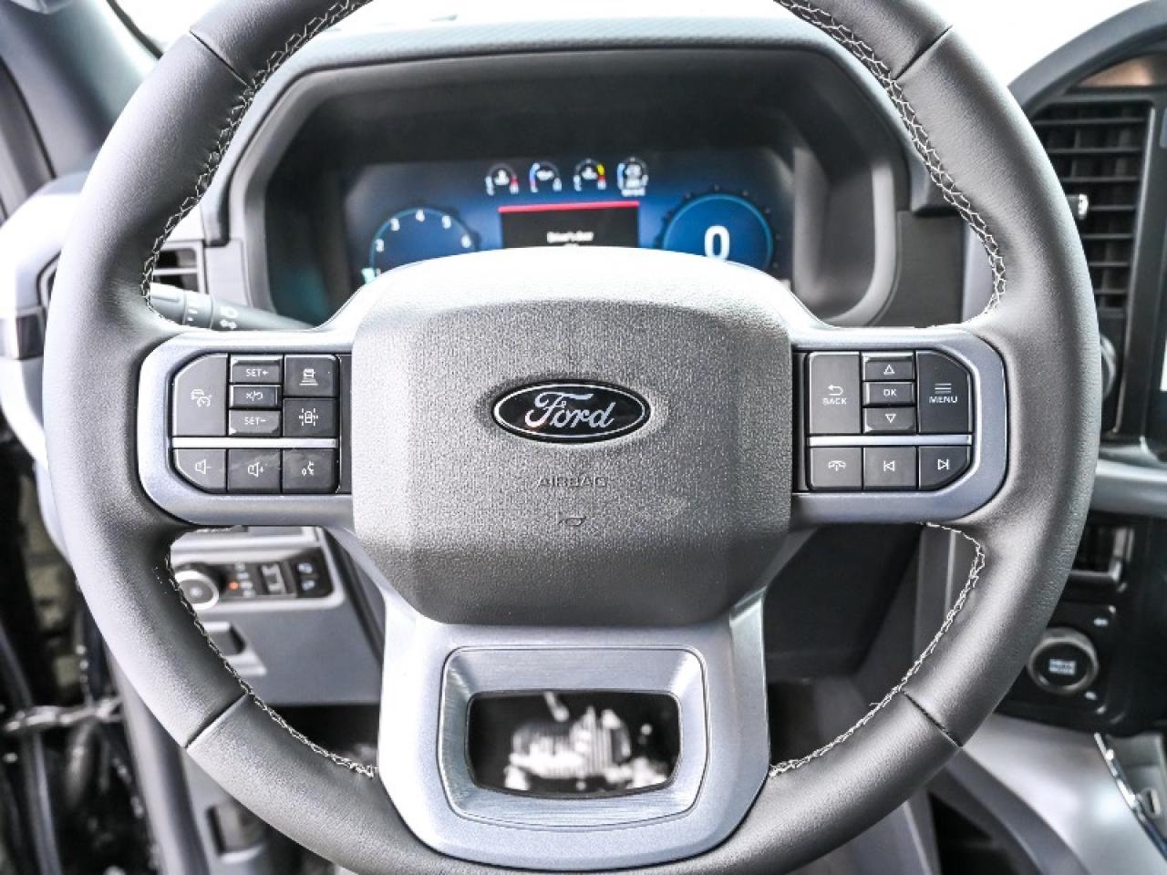 2025 Ford F-150 XLT Photo