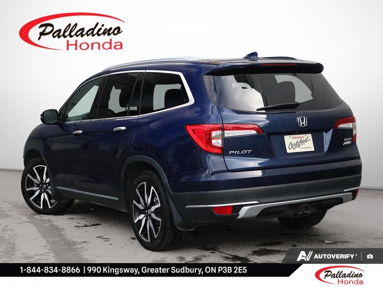 2022 Honda Pilot Touring 7-Passenger Photo