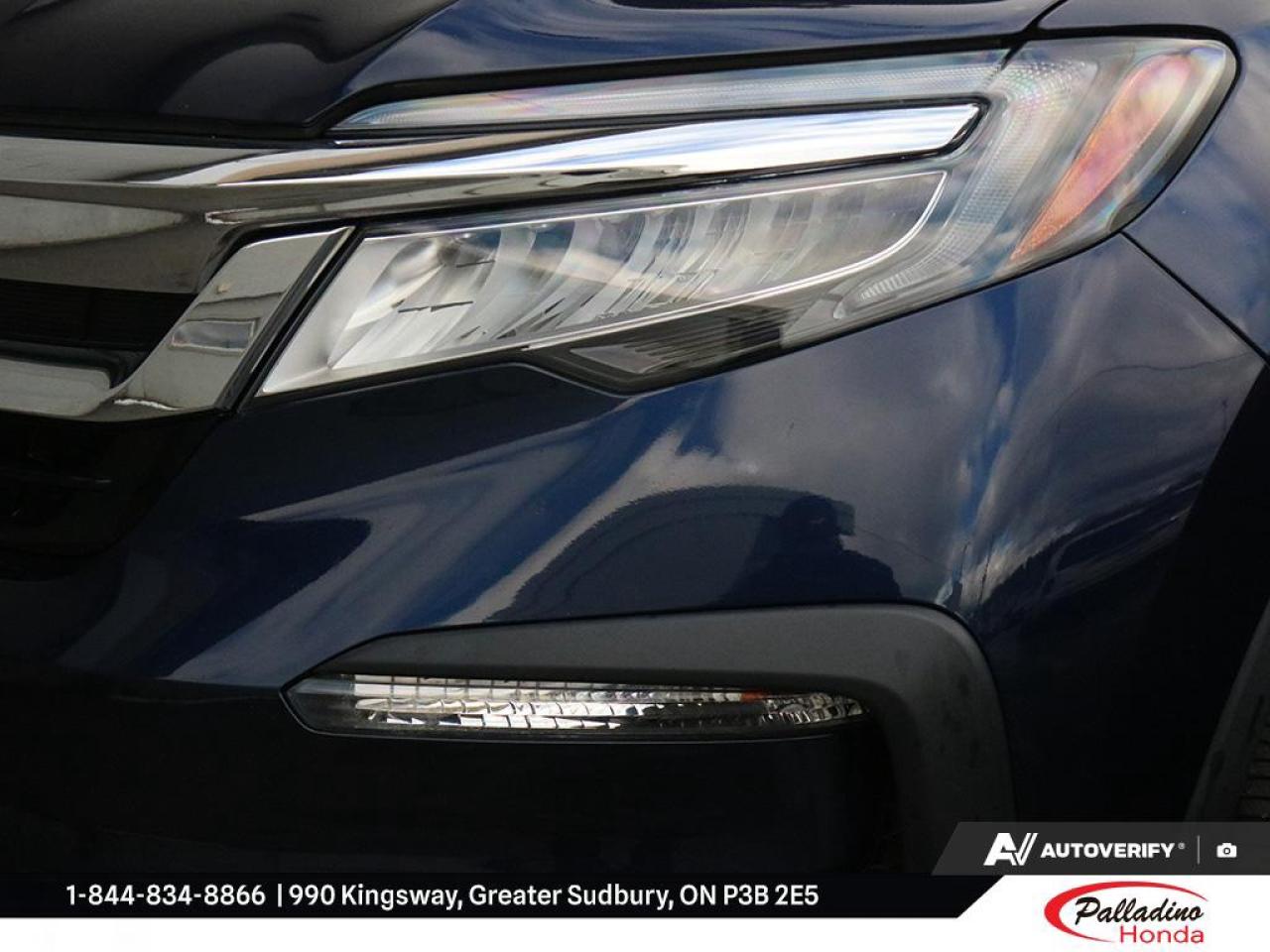 2022 Honda Pilot Touring 7-Passenger Photo