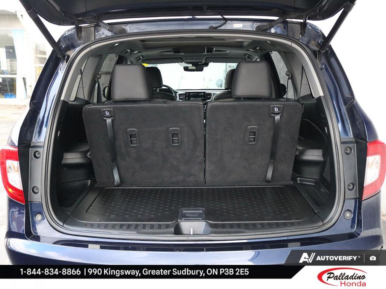 2022 Honda Pilot Touring 7-Passenger Photo