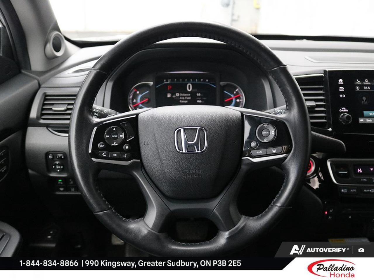 2022 Honda Pilot Touring 7-Passenger Photo