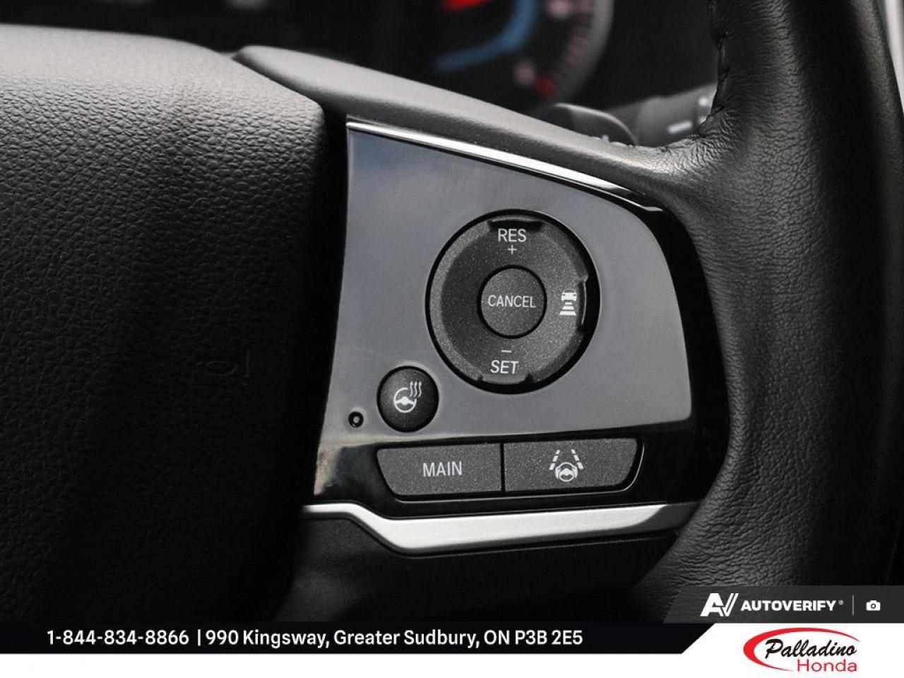 2022 Honda Pilot Touring 7-Passenger Photo