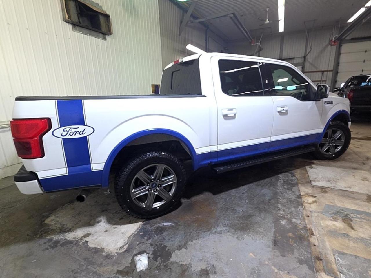 2020 Ford F-150 Lariat Photo2