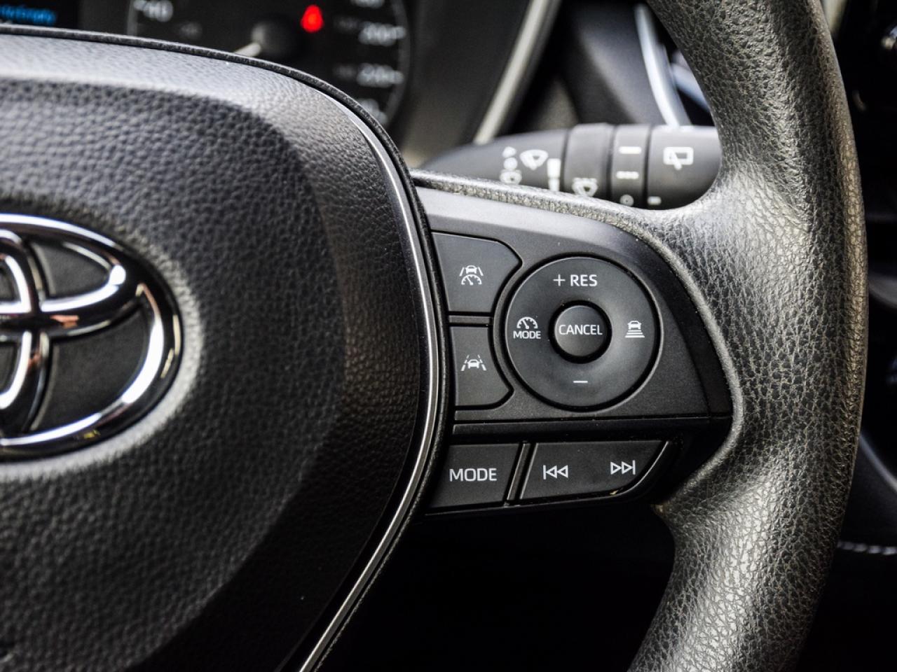 2024 Toyota Corolla Hatchback Photo