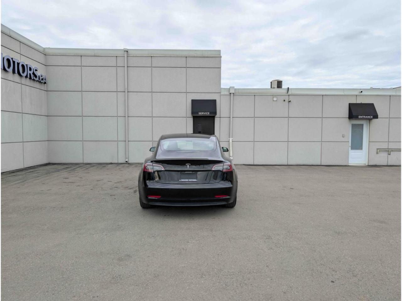 2021 Tesla Model 3 STANDARD RANGE PLUS Photo3