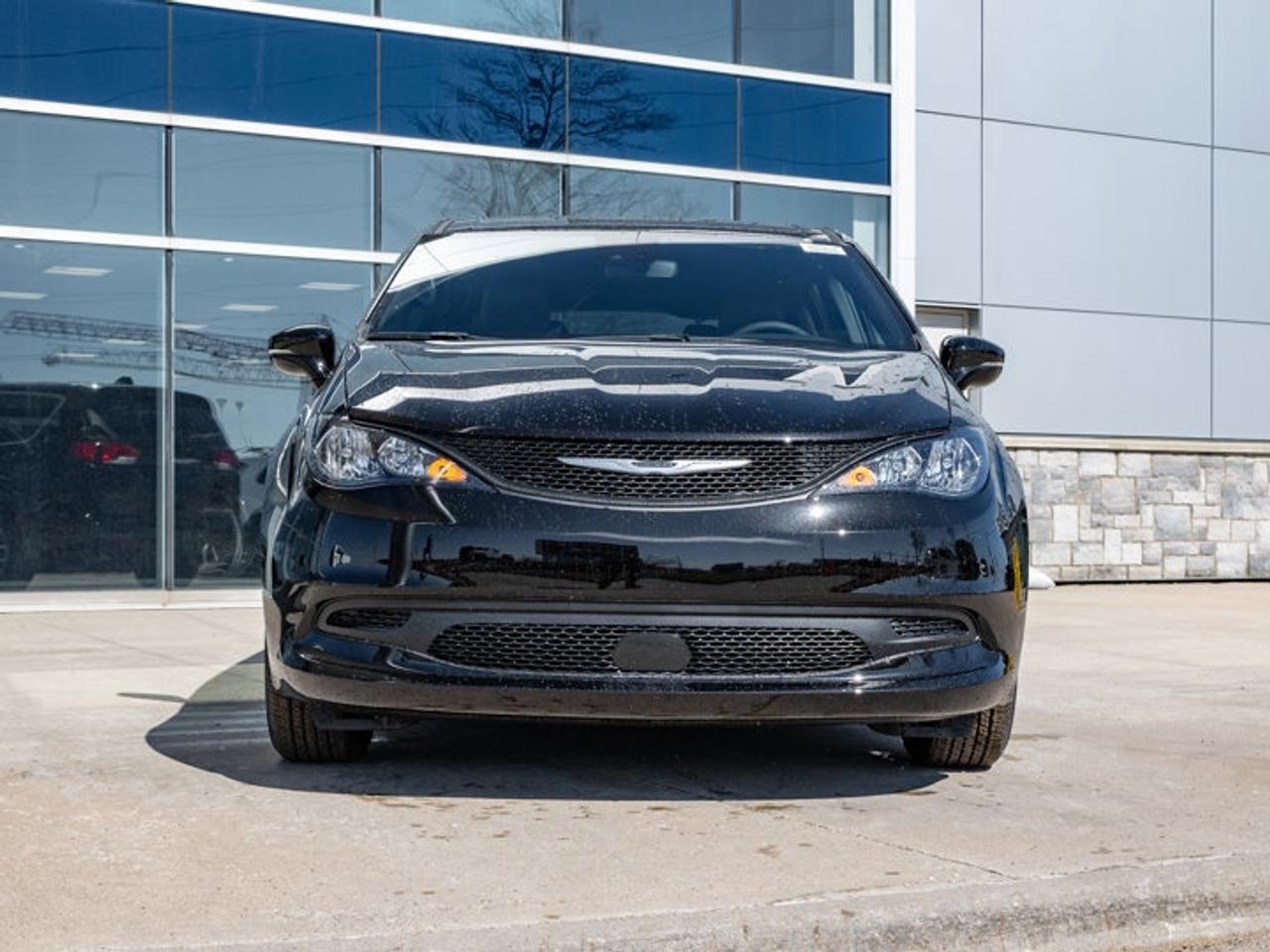 2026 Dodge Grand Caravan SXT Photo