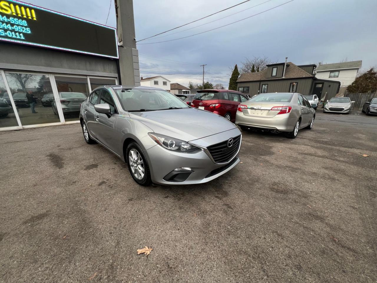 2014 Mazda MAZDA3 GS SKY Photo