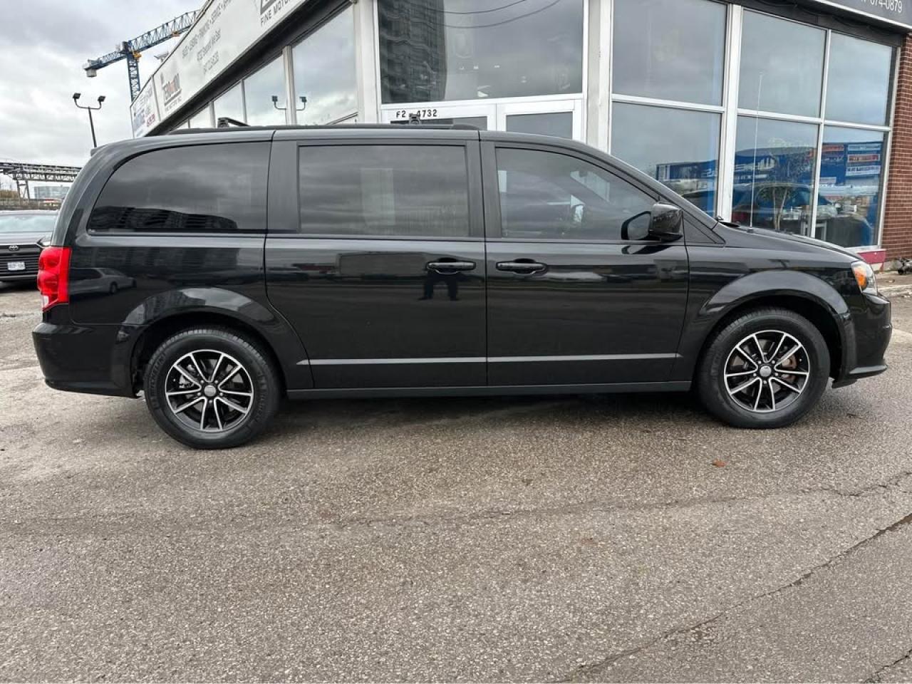 2018 Dodge Grand Caravan GT Photo