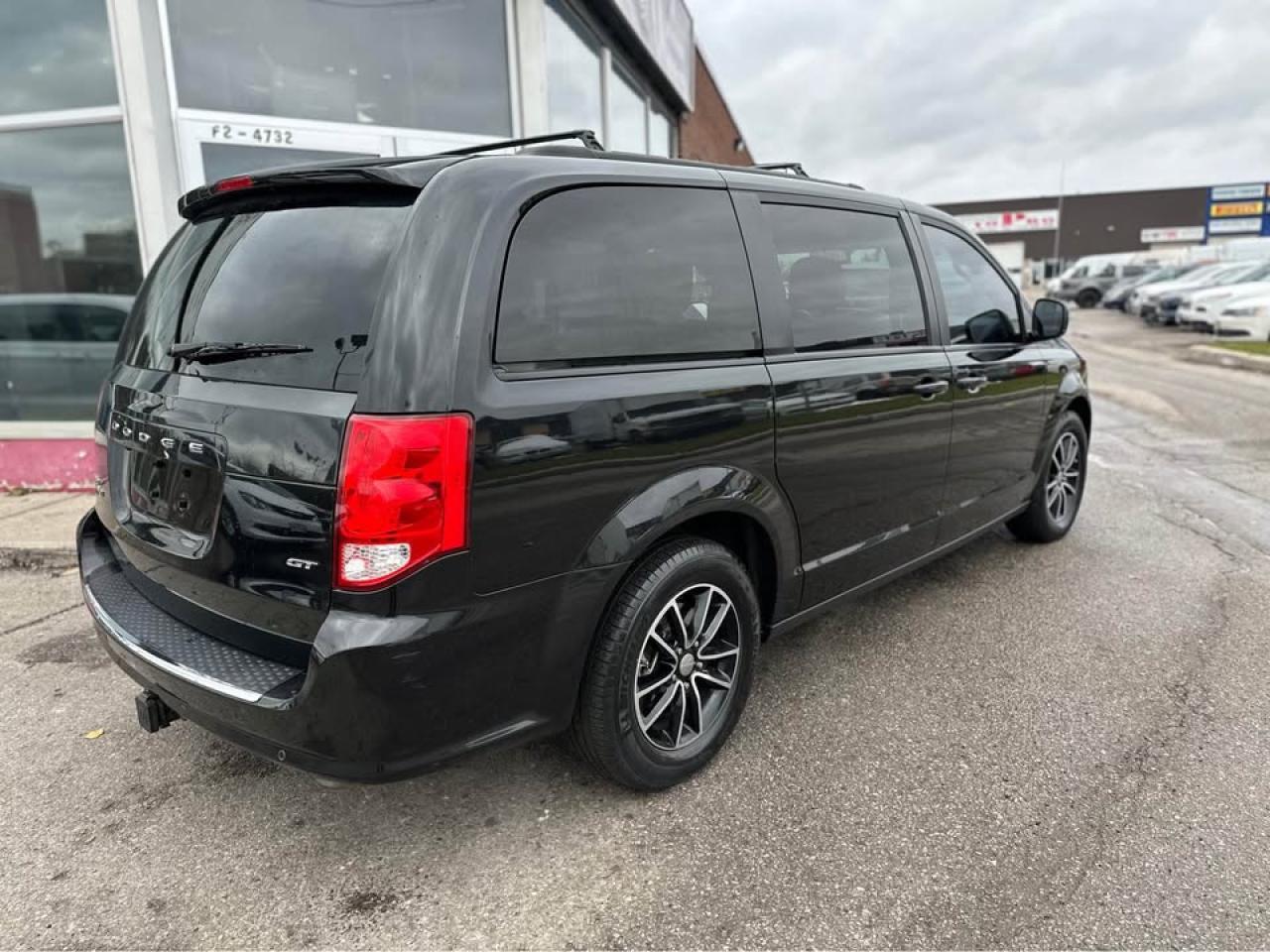 2018 Dodge Grand Caravan GT Photo