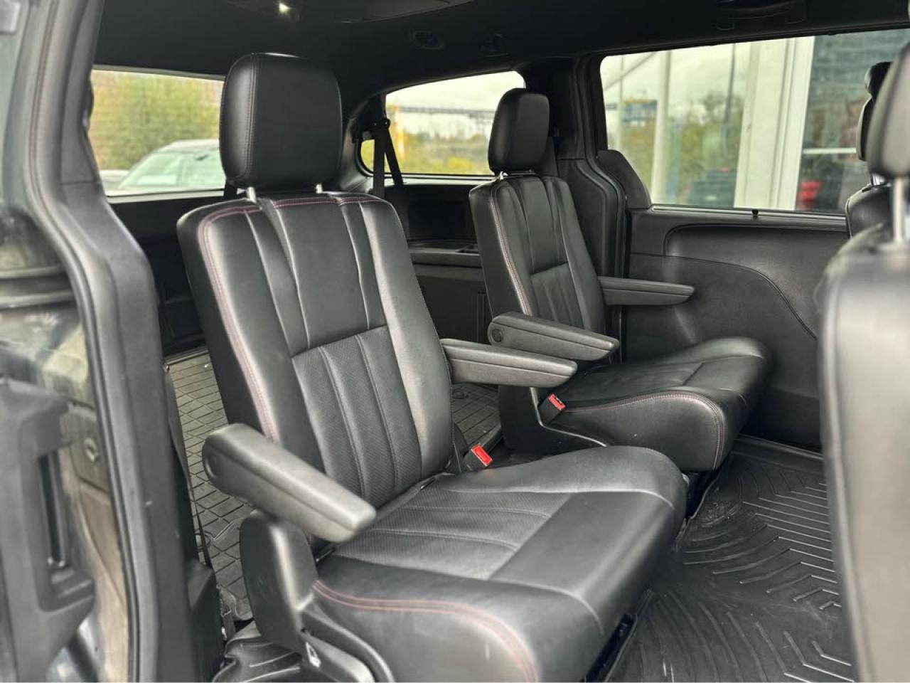 2018 Dodge Grand Caravan GT Photo