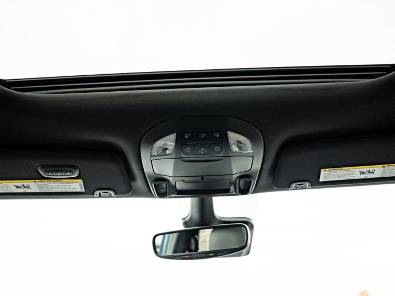 2026 Chrysler Pacifica Select Photo