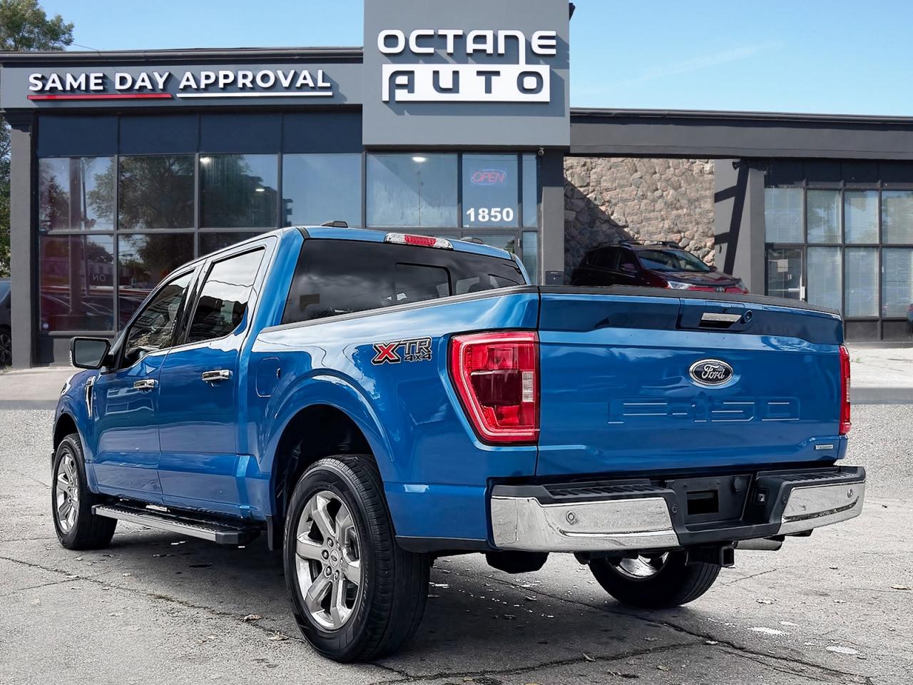 2021 Ford F-150 SuperCrew 5.5' Box Photo2