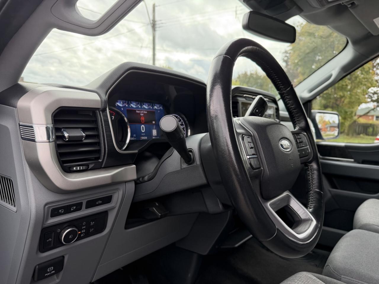 2021 Ford F-150 SuperCrew 5.5' Box - Photo #15