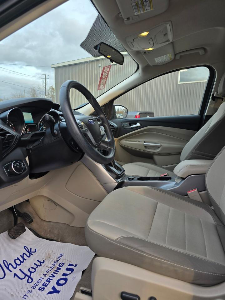 2016 Ford Escape 4WD 4dr SE - Photo #4