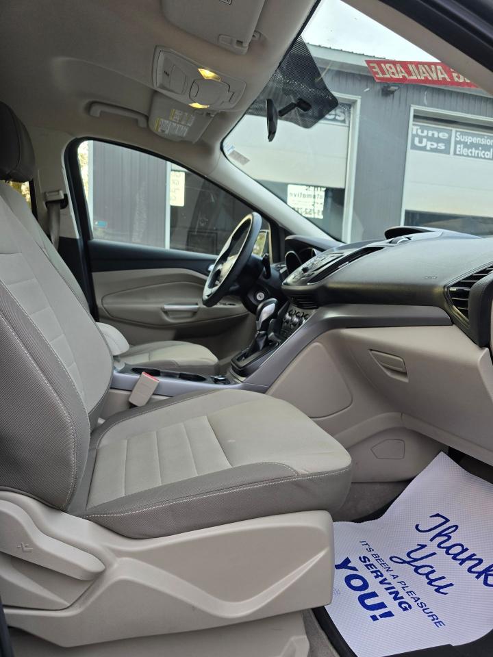 2016 Ford Escape 4WD 4dr SE - Photo #12