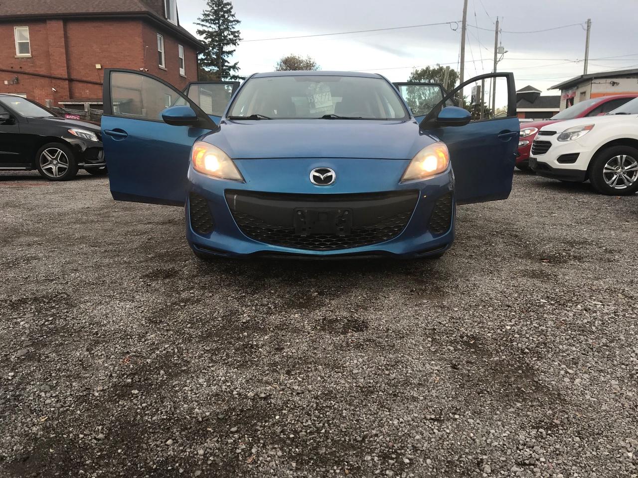 2012 Mazda MAZDA3 GS-SKY - Photo #19