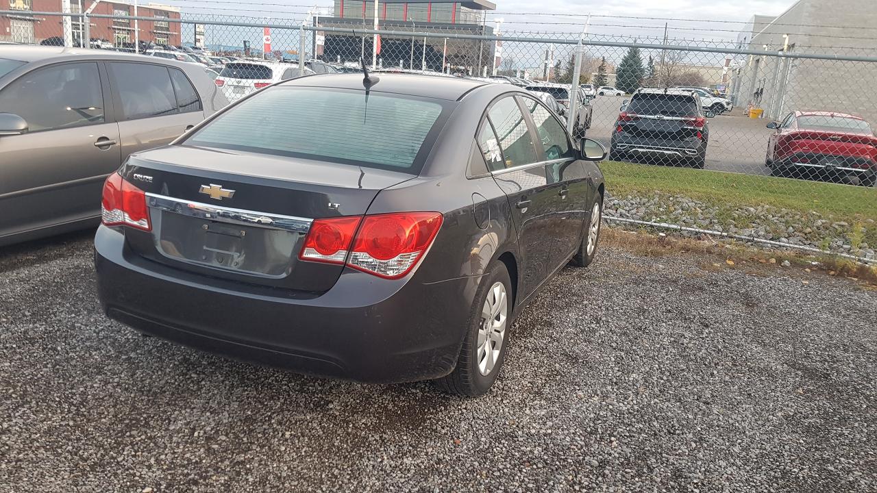 2014 Chevrolet Cruze 1LT Photo2