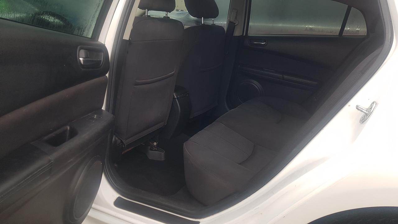 2011 Mazda MAZDA6 GS Photo4