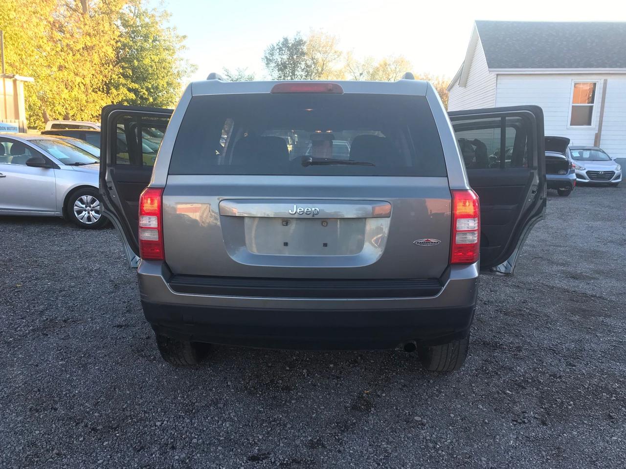 2012 Jeep Patriot SPORT - Photo #13