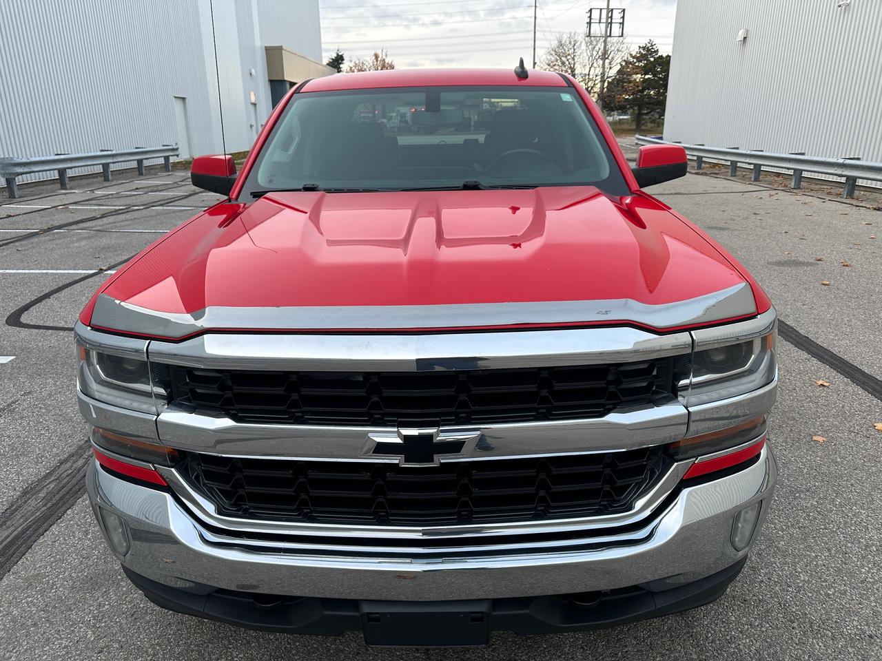 2016 Chevrolet Silverado 1500 LT Crew Cab 4WD Photo