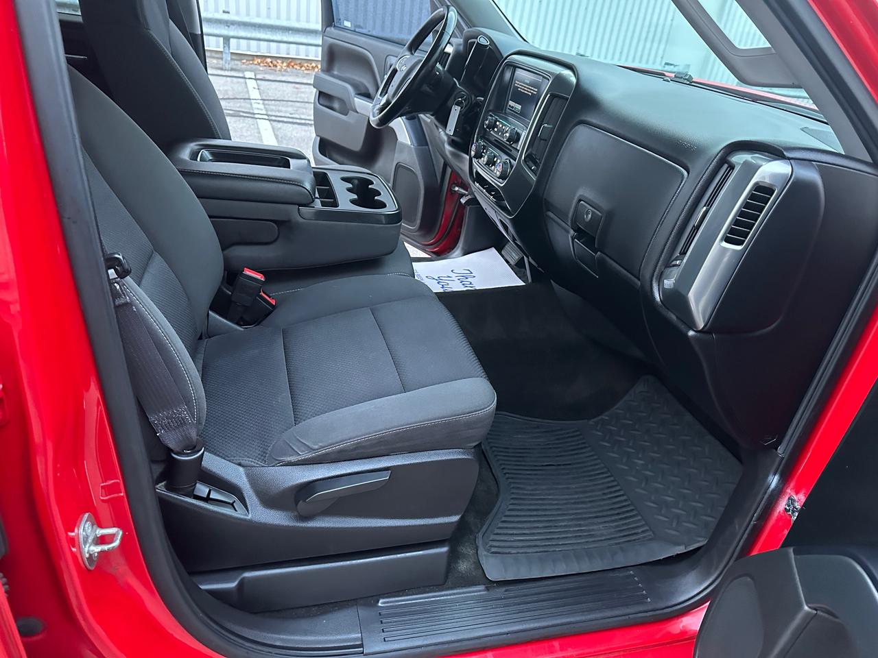 2016 Chevrolet Silverado 1500 LT Crew Cab 4WD Photo