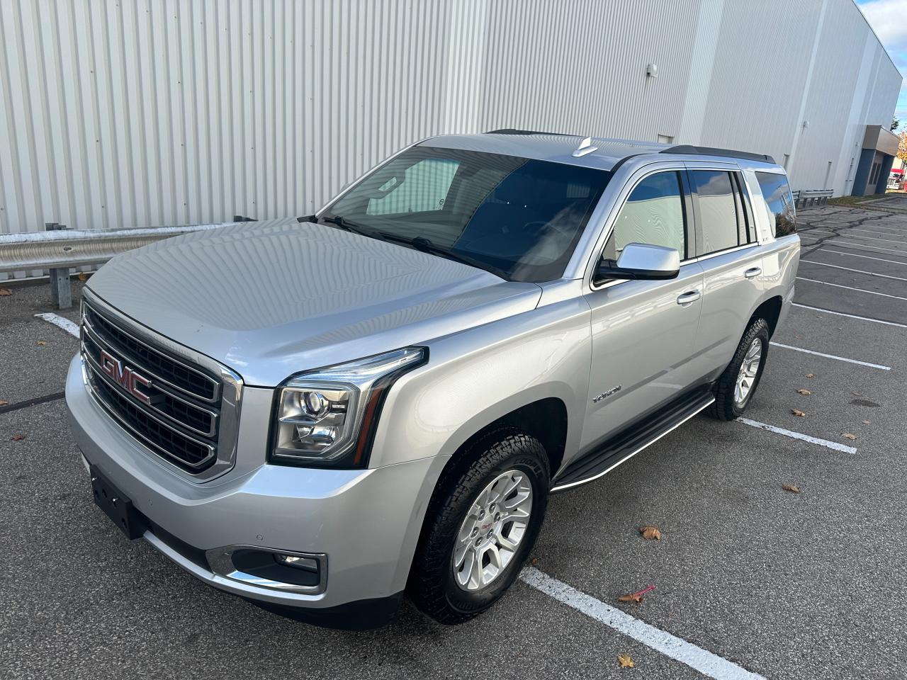 Used 2016 GMC Yukon SLE 9 Passengers for sale in Mississauga, ON