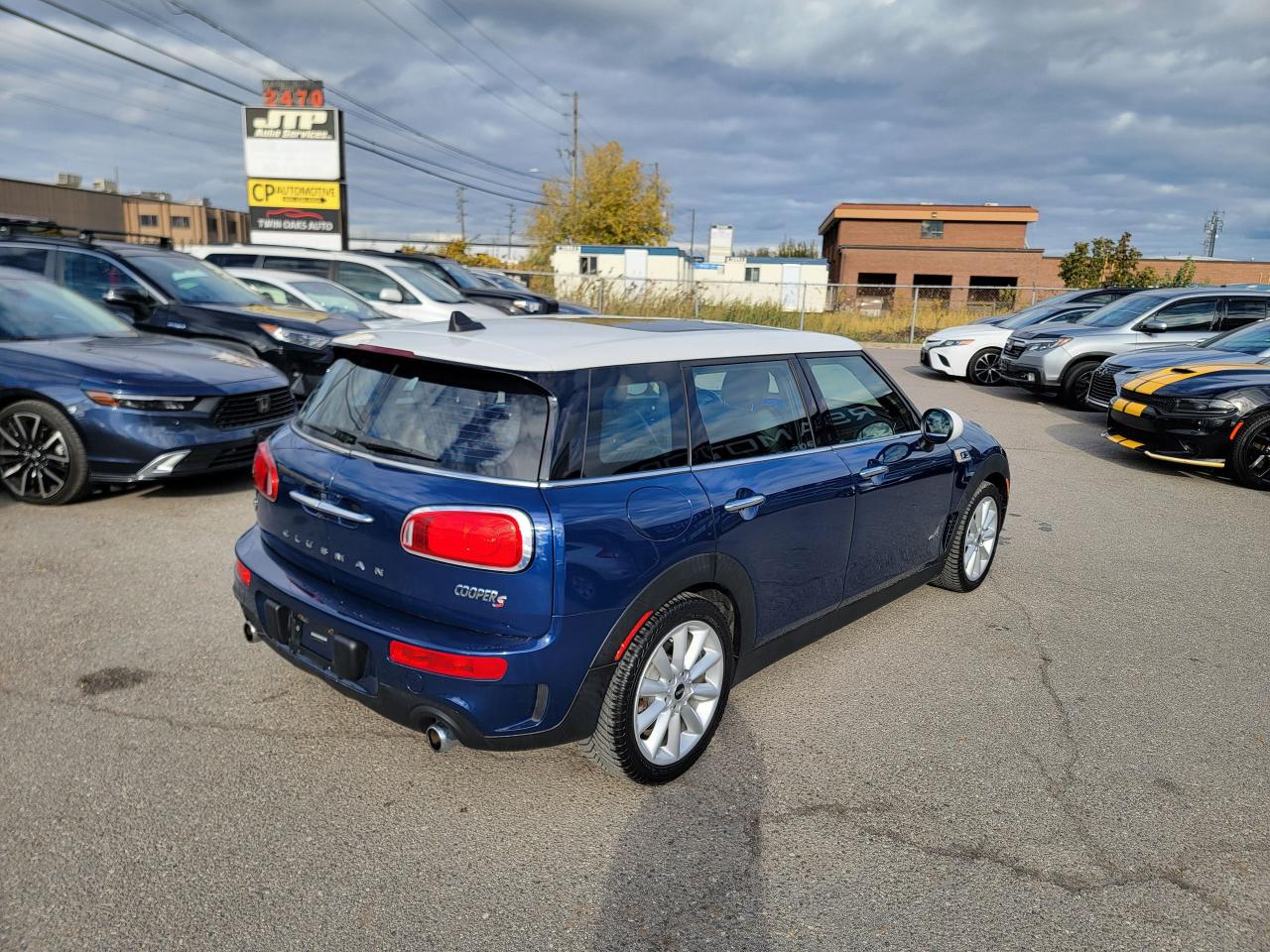 2018 MINI Cooper Clubman Cooper S - Photo #5