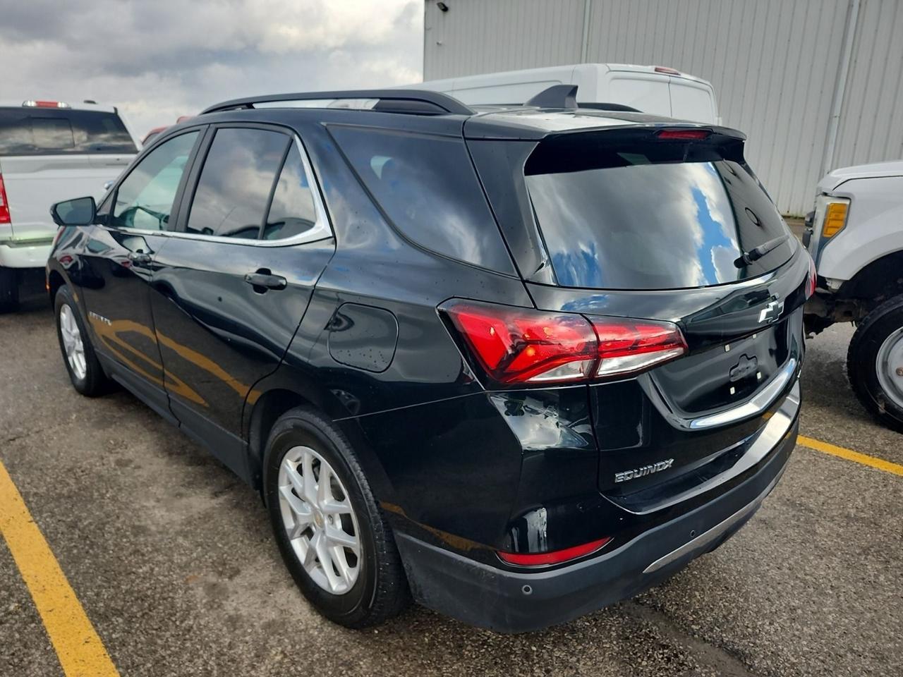 2023 Chevrolet Equinox LT Photo5