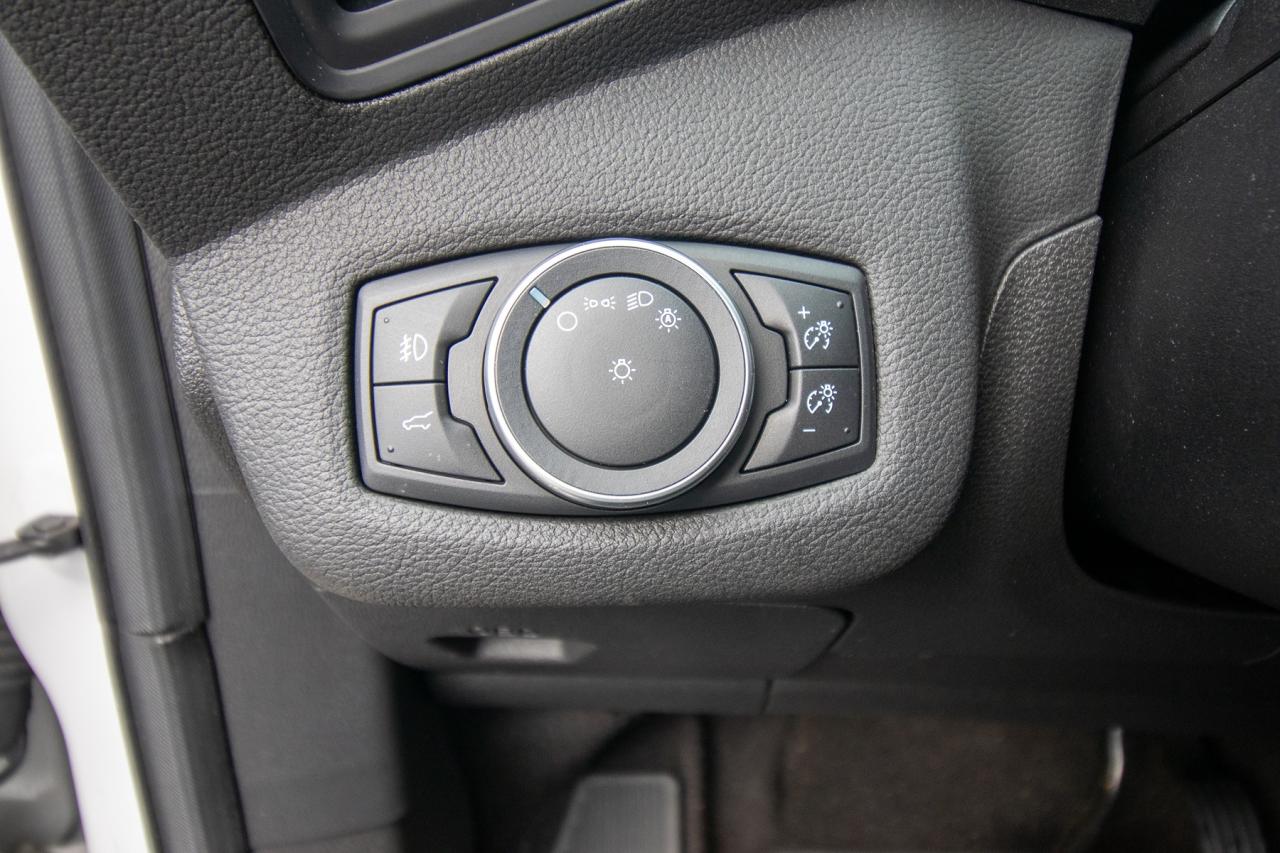 2017 Ford Escape SE Photo5