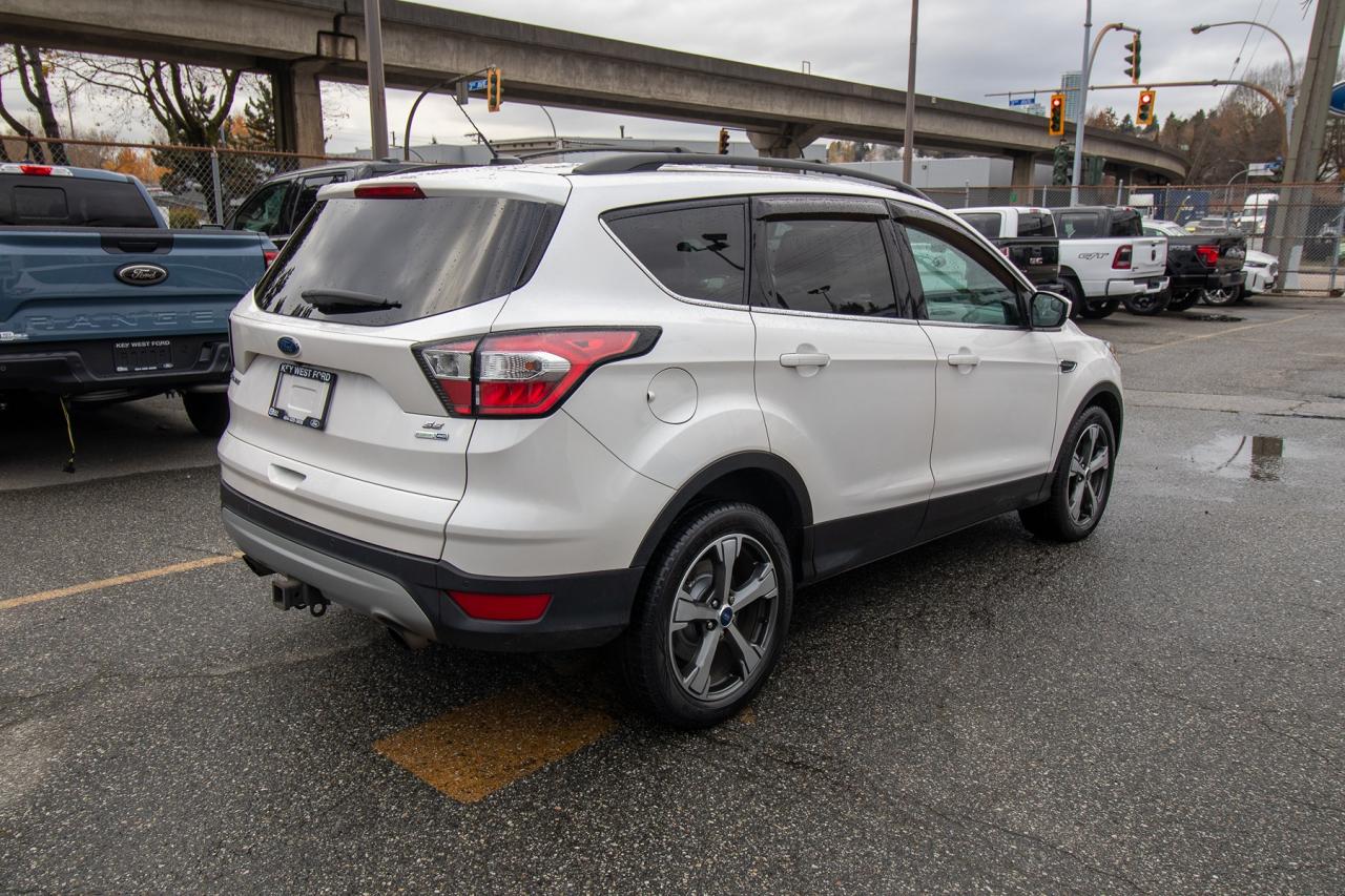 2017 Ford Escape SE Photo5