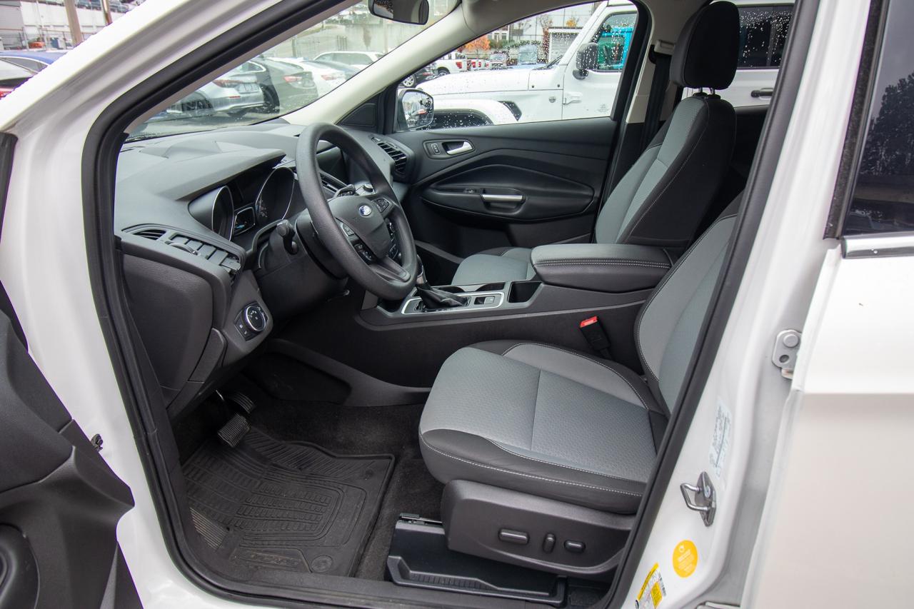 2017 Ford Escape SE Photo5