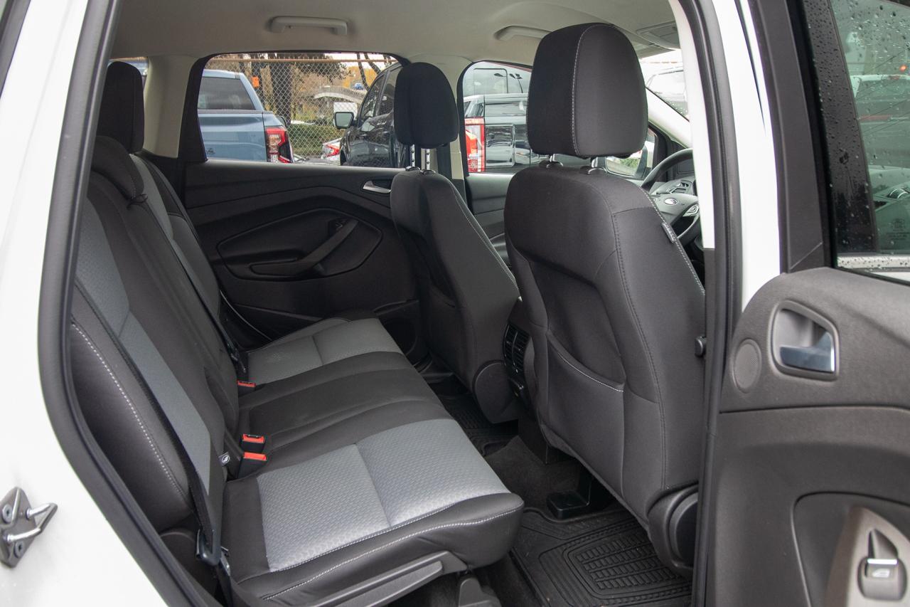 2017 Ford Escape SE Photo5