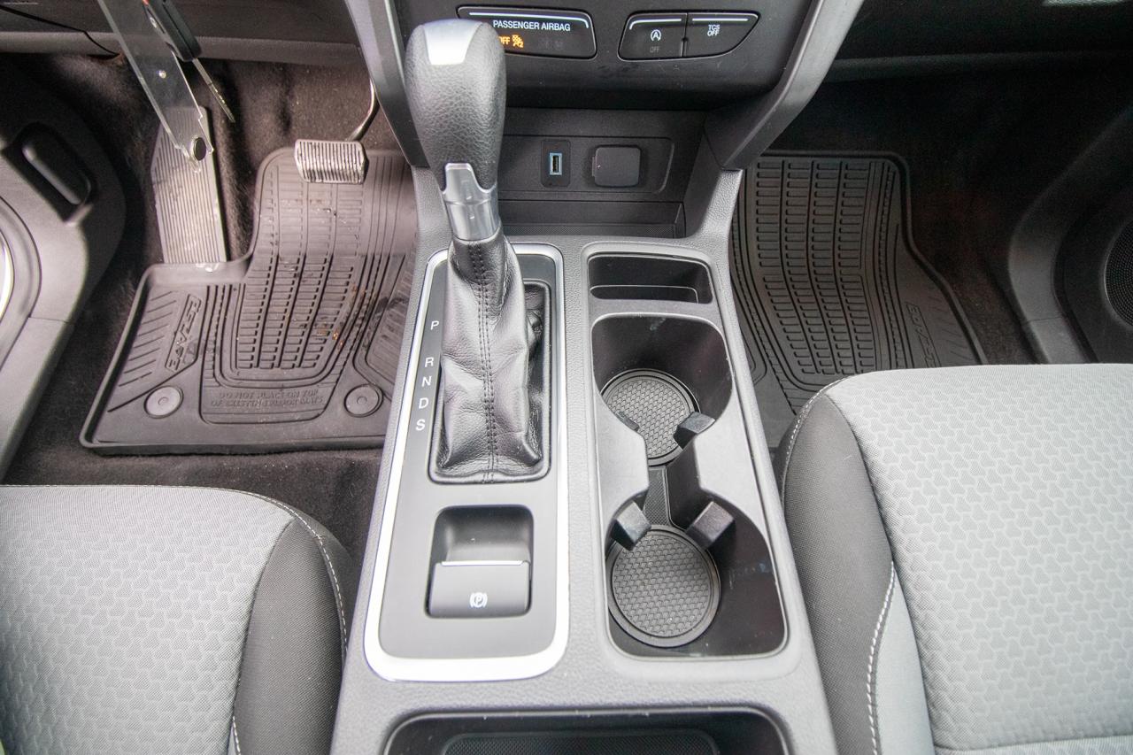 2017 Ford Escape SE Photo5