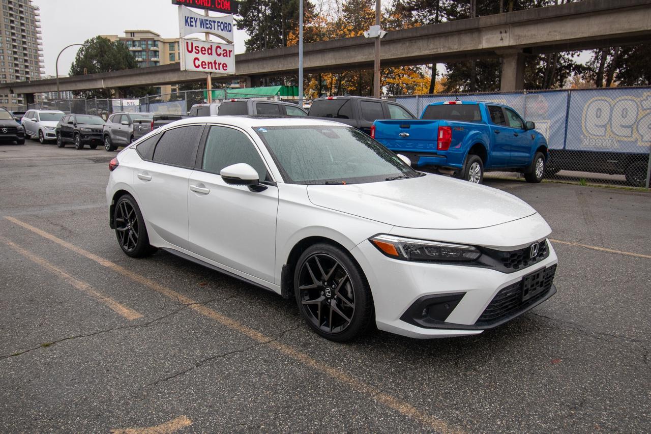 2022 Honda Civic Sport Touring Photo
