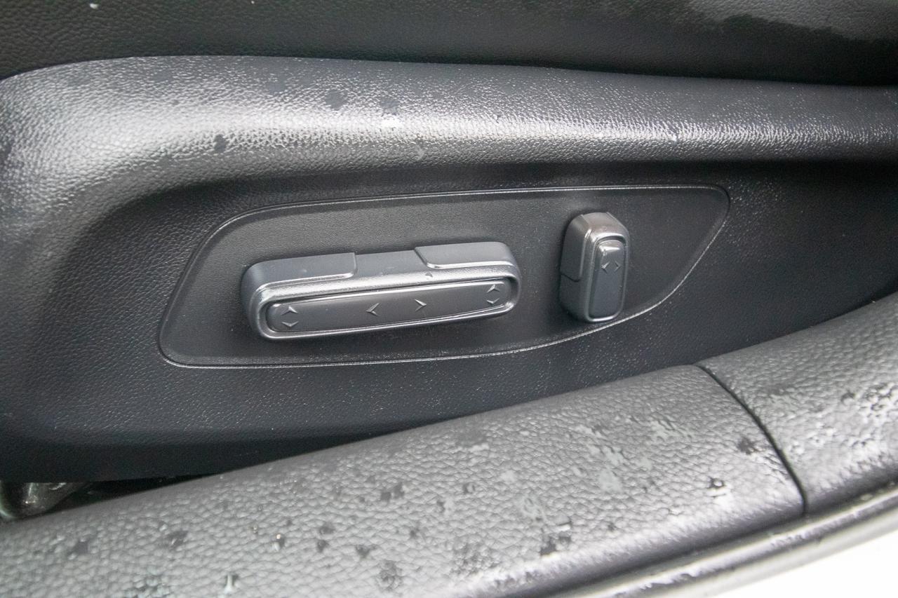 2022 Honda Civic Sport Touring Photo5