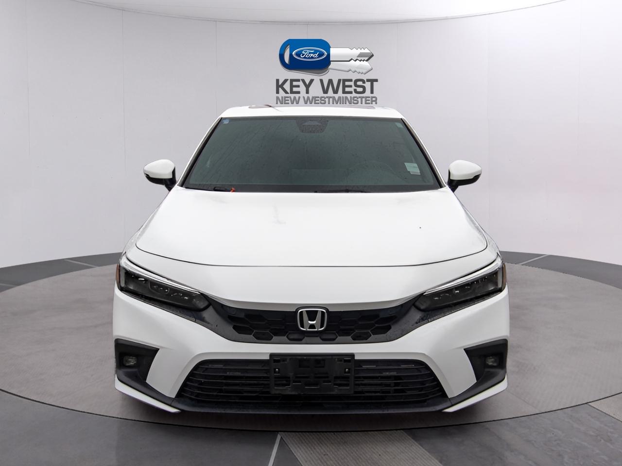 2022 Honda Civic Sport Touring Photo2