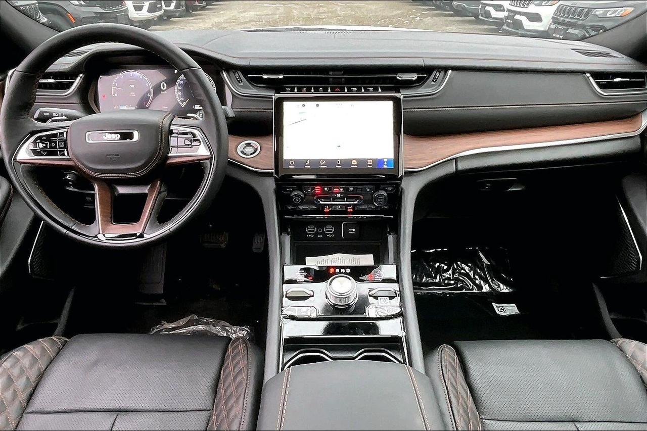 2025 Jeep Grand Cherokee SUMMIT | THIS PRICE & 0% FOR 72 MONTHS!!!!!!!! Photo