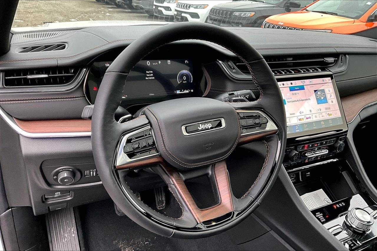 2025 Jeep Grand Cherokee SUMMIT | THIS PRICE & 0% FOR 72 MONTHS!!!!!!!! Photo
