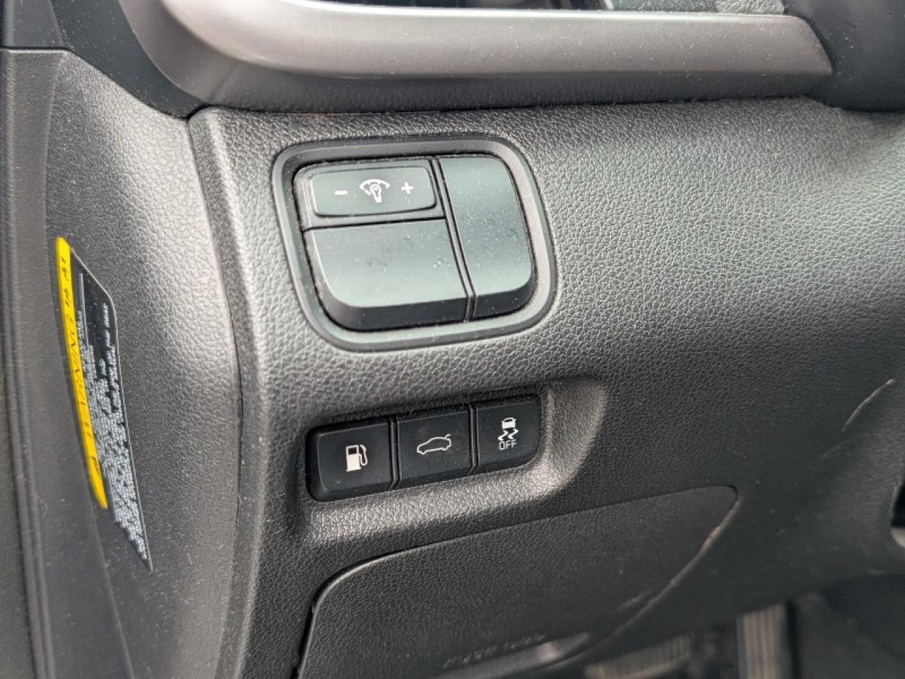 2016 Kia Optima LX+  **MEM SEAT - HTD SW** Photo