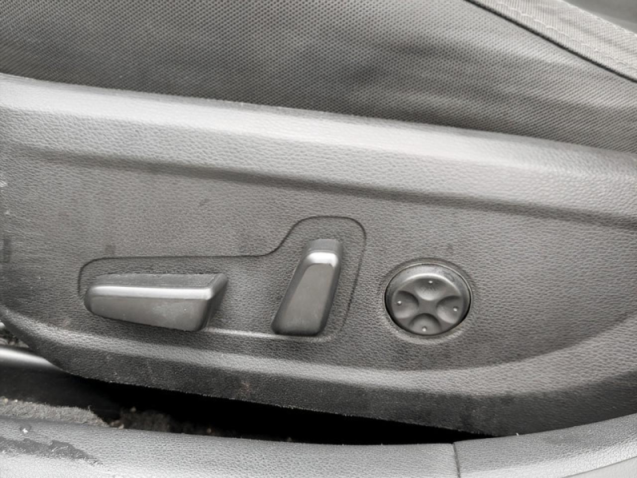 2016 Kia Optima LX+  **MEM SEAT - HTD SW** Photo