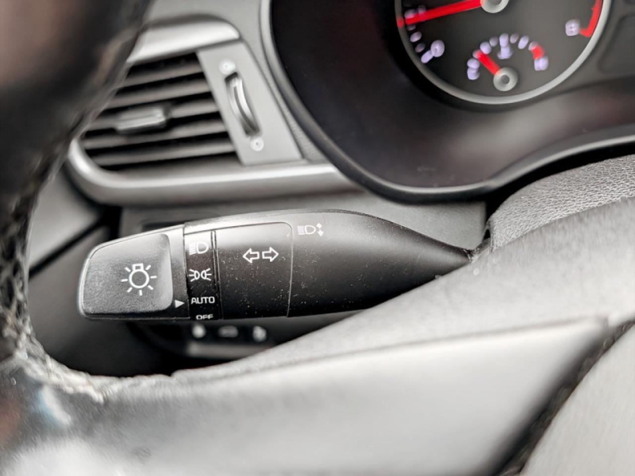 2016 Kia Optima LX+  **MEM SEAT - HTD SW** Photo