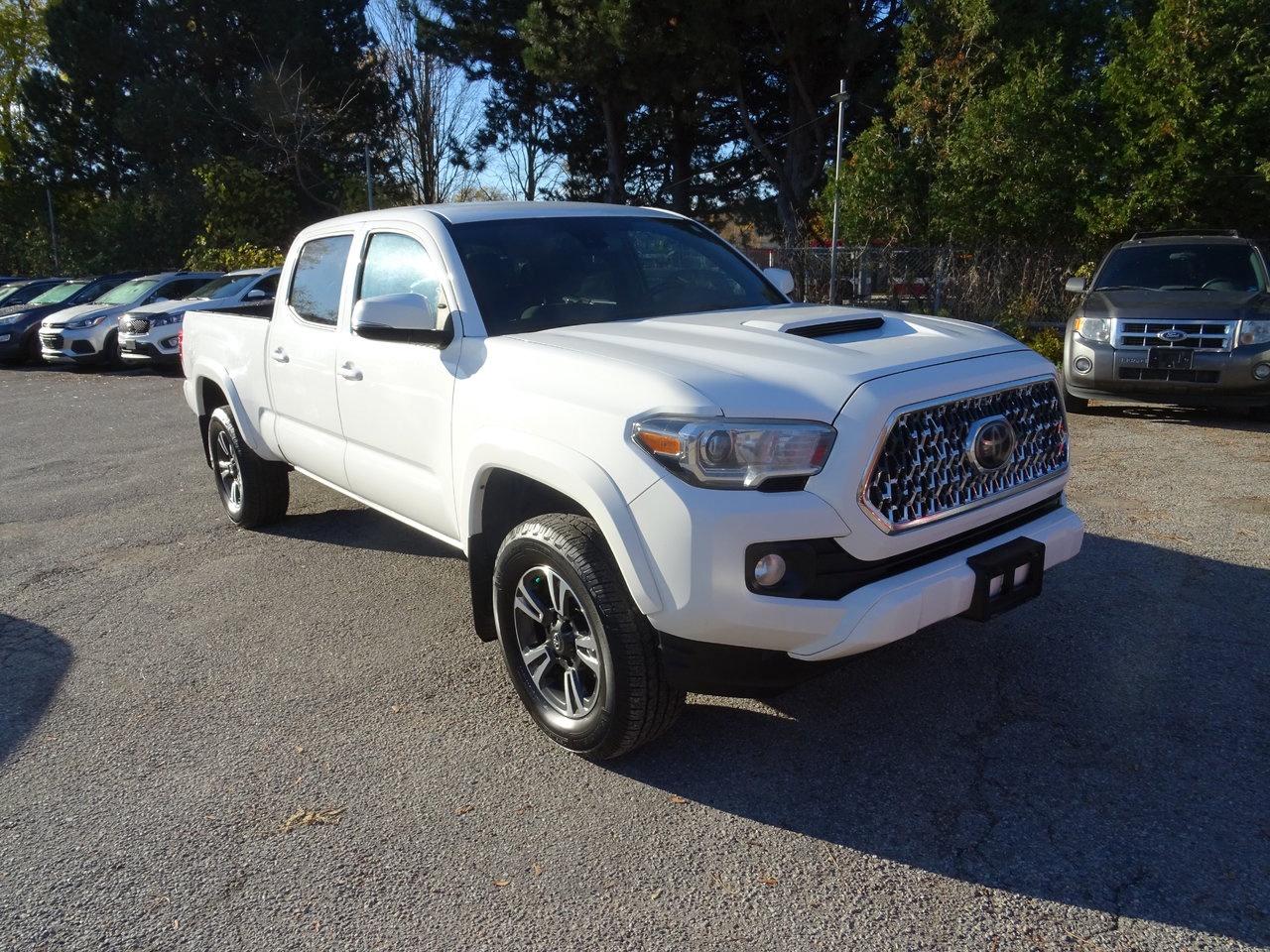 2019 Toyota Tacoma SR5 - Photo #4