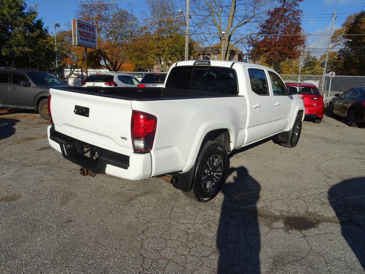 2019 Toyota Tacoma SR5 - Photo #6