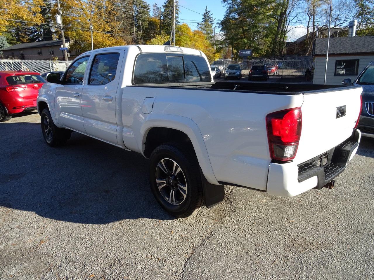 2019 Toyota Tacoma SR5 - Photo #8