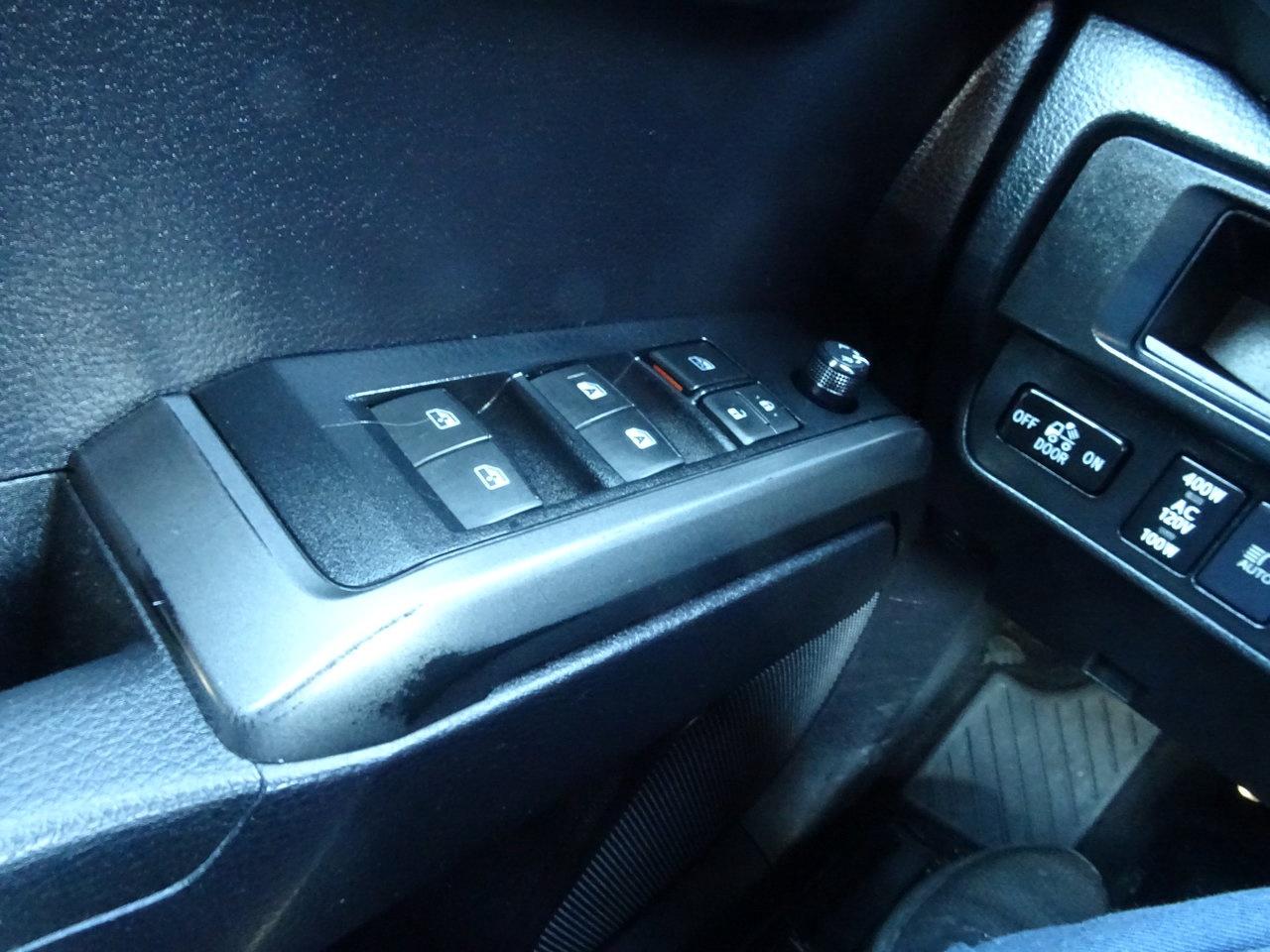 2019 Toyota Tacoma SR5 - Photo #21