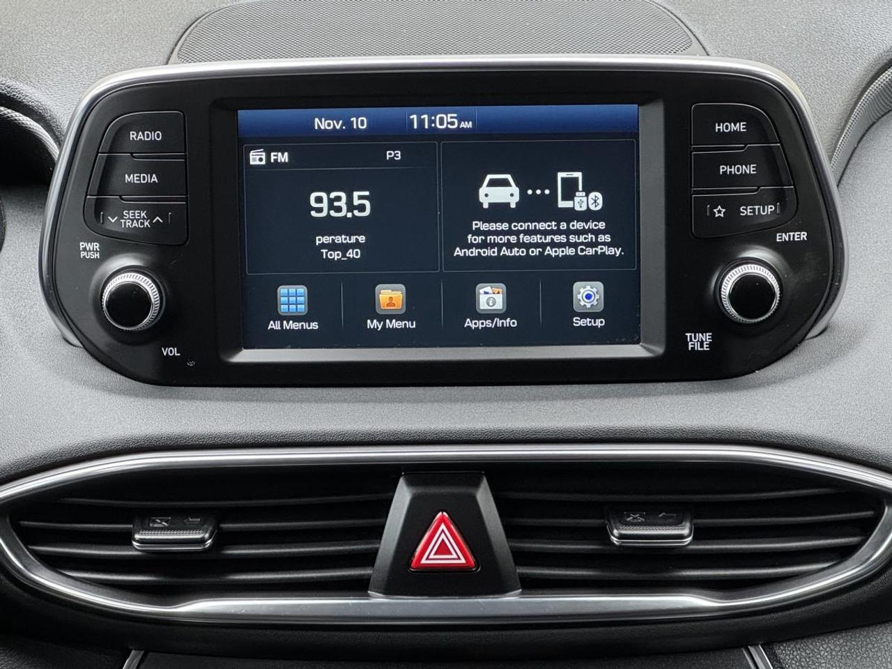 2020 Hyundai Santa Fe 2.4L Essential AWD w/Safety Package Photo