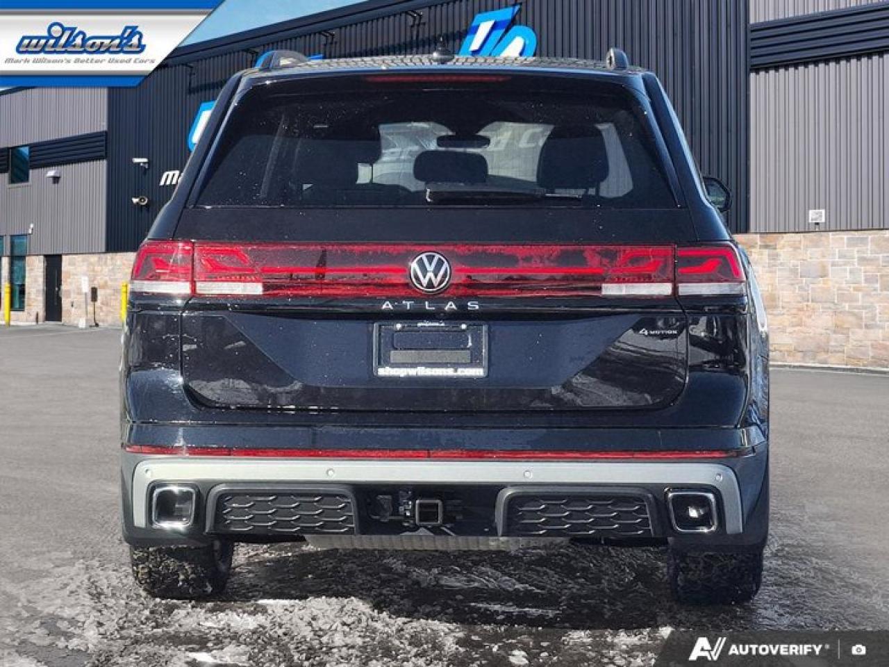 2025 Volkswagen Atlas Peak Edition 4Motion | Leather | Pano Roof | Heated Seats | CarPlay | and More ! Photo3