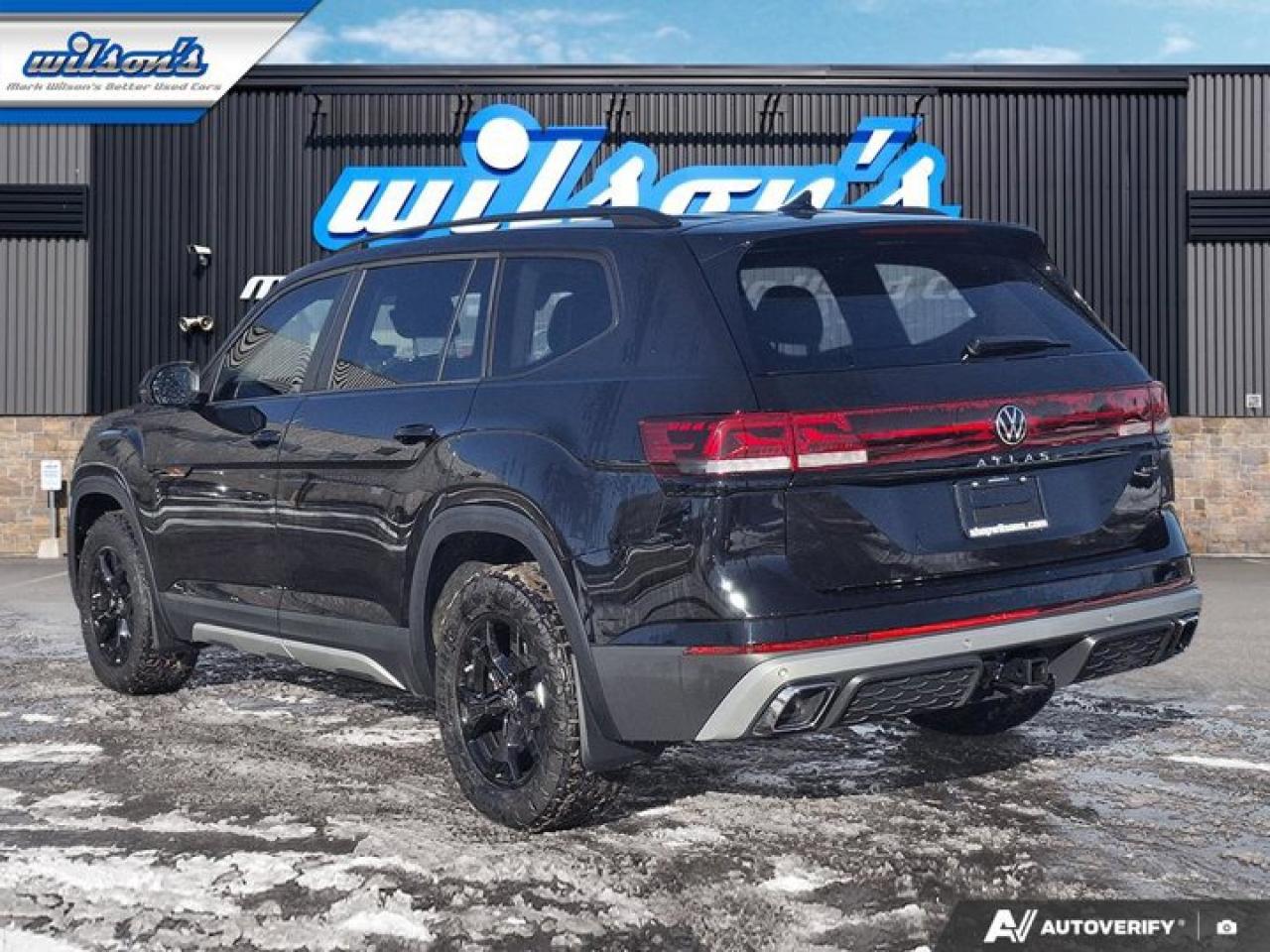 2025 Volkswagen Atlas Peak Edition 4Motion | Leather | Pano Roof | Heated Seats | CarPlay | and More ! Photo