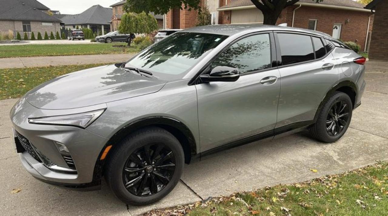 Used 2024 Buick Envista Sport Touring | Leather | Power Liftgate | Heated Wheel + Seats | CarPlay + Android | and More ! for sale in Guelph, ON