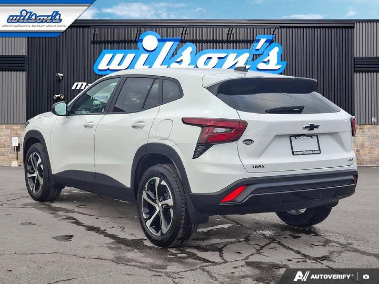 2024 Chevrolet Trax 1RS | Sunroof | Heated Wheel + Seats | CarPlay + Android | Rear Camera | Alloy Wheels and More ! Photo2